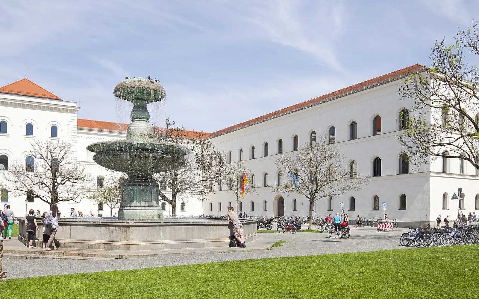 Hauptgebäude der Ludwig-Maximilians-Universität München.